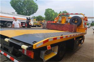 杏花岭附近拖车电话号码服务